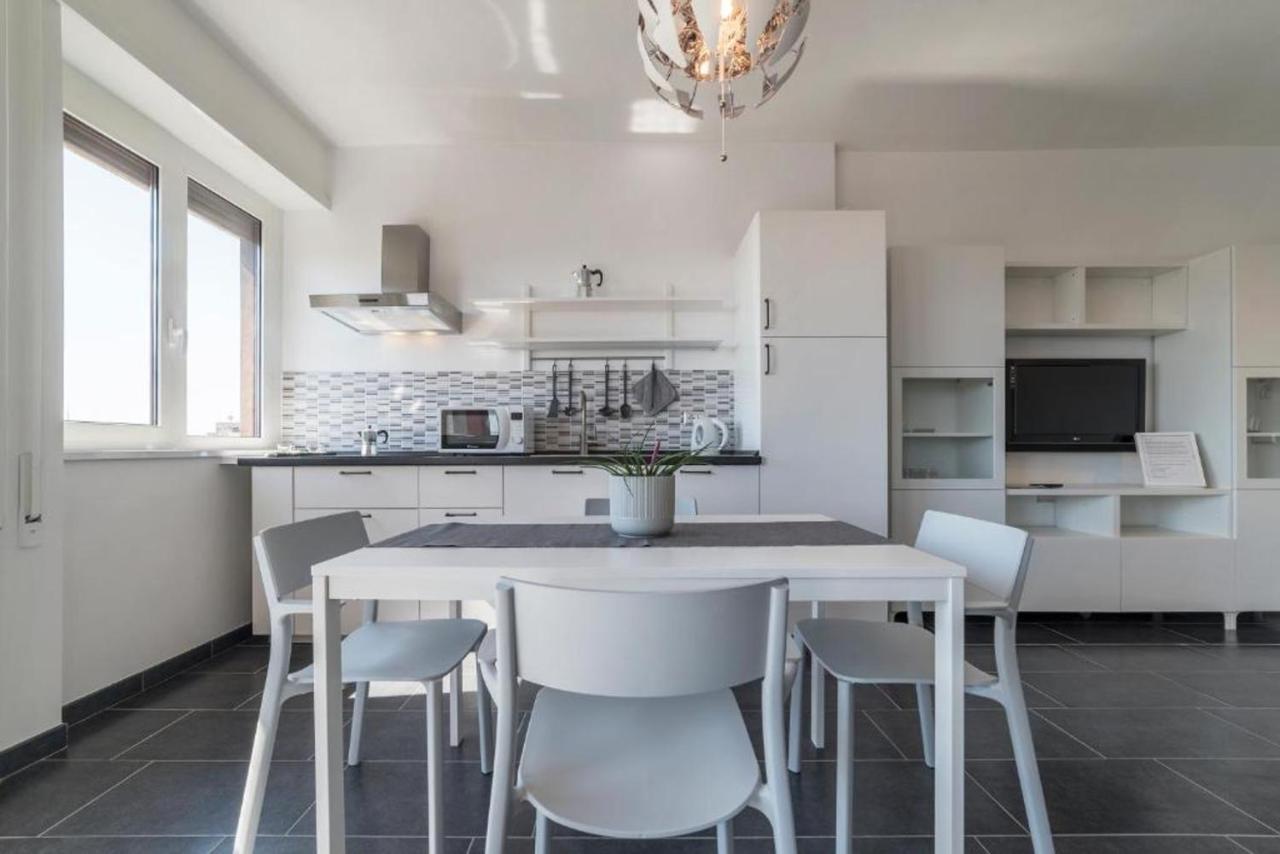 Charming In + Internet Apartment Rom