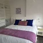 Charming Apartment In Rome + Internet